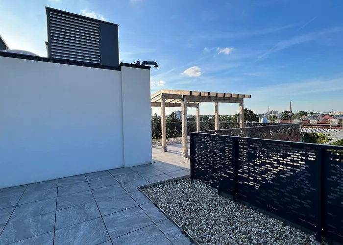 Moderne Og Inklusive Dachterrasse דירה