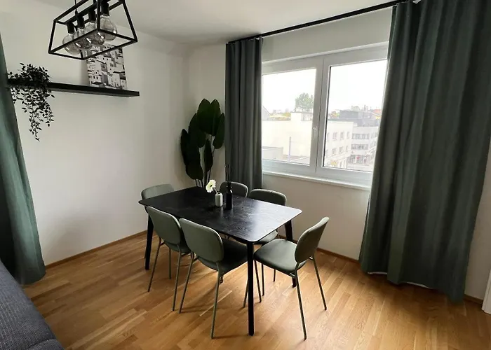 Moderne Og Inklusive Dachterrasse דירה *